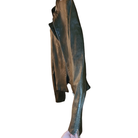 Danier Leather Womans Jacket - Picture 7 of 12